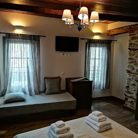 Riverbed Traditional Guest House ลิโตโครอน ภายนอก รูปภาพ