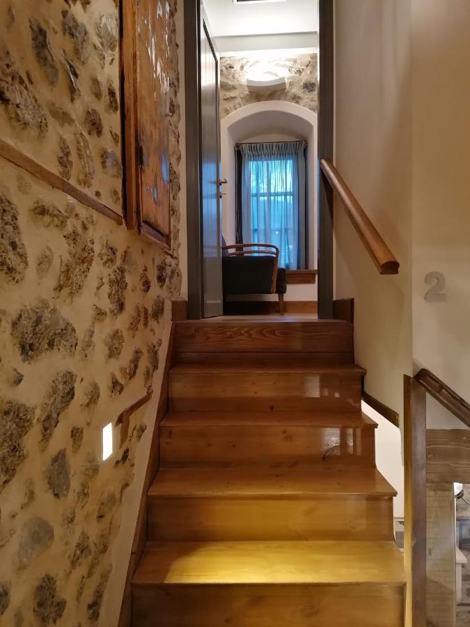 Riverbed Traditional Guest House ลิโตโครอน ภายนอก รูปภาพ